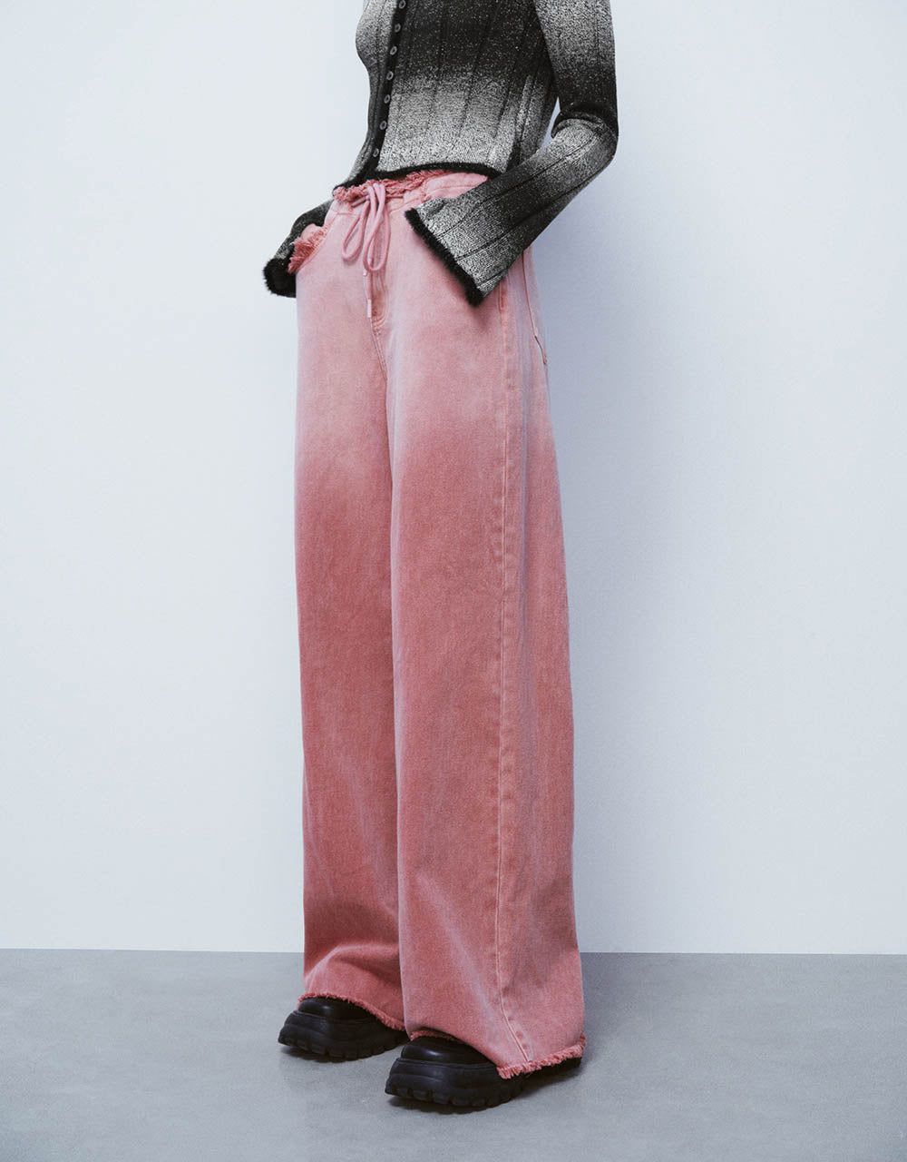 Wide-Leg Jeans sold by Urban Revivo product image thumbnail 4