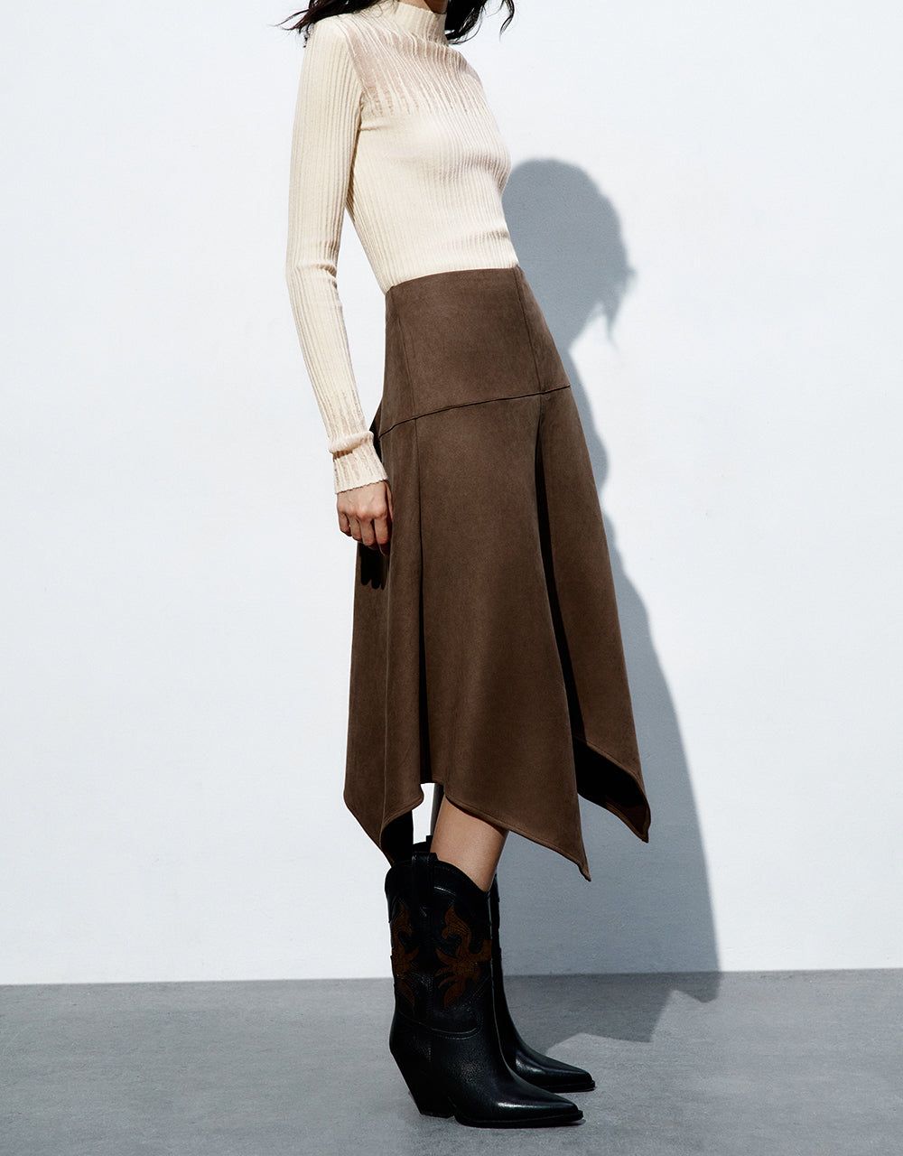 Midi A-Line Skirt sold by Urban Revivo product image thumbnail 4