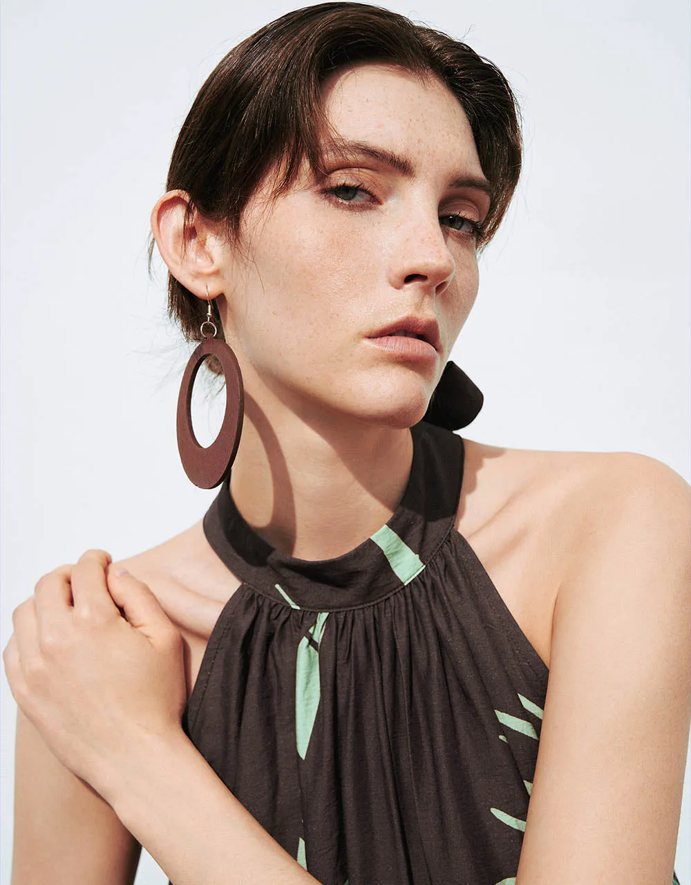 Sleeveless Halter Neck A-Line Dress sold by Urban Revivo product image thumbnail 3