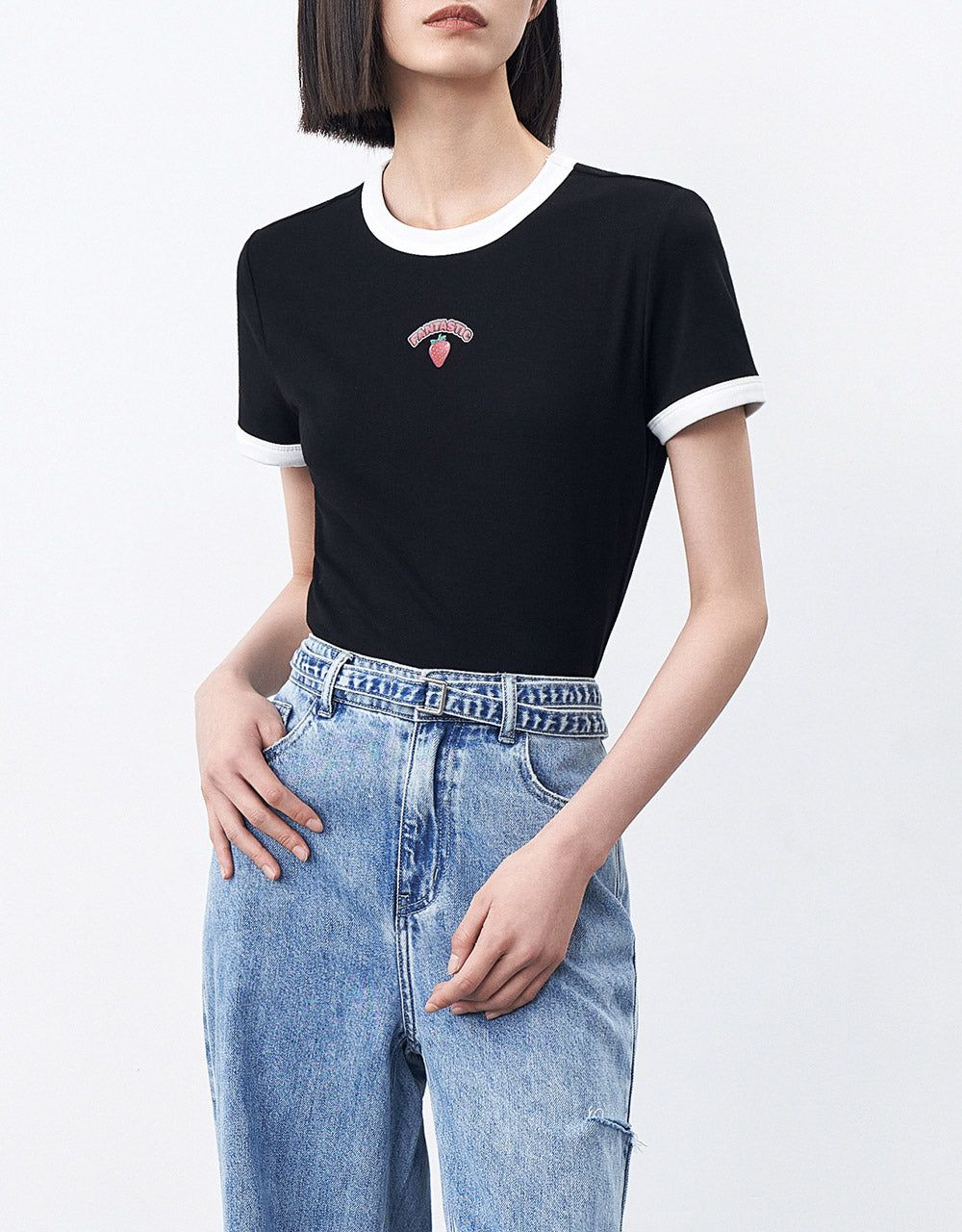 Printed Crop T-Shirt sold by Urban Revivo product image thumbnail 5