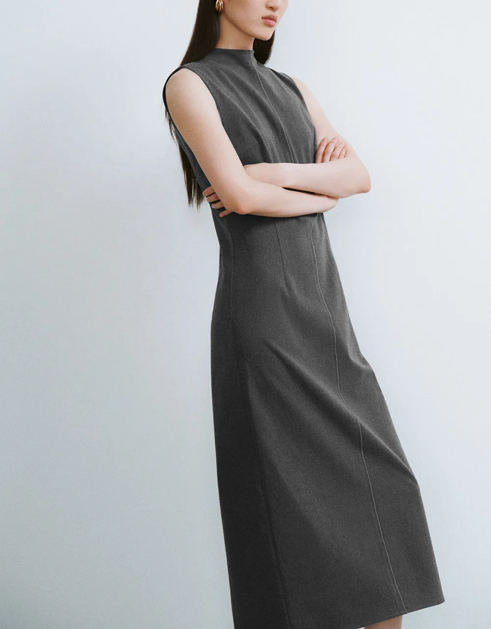 Sleeveless Straight Dress sold by Urban Revivo product image thumbnail 3
