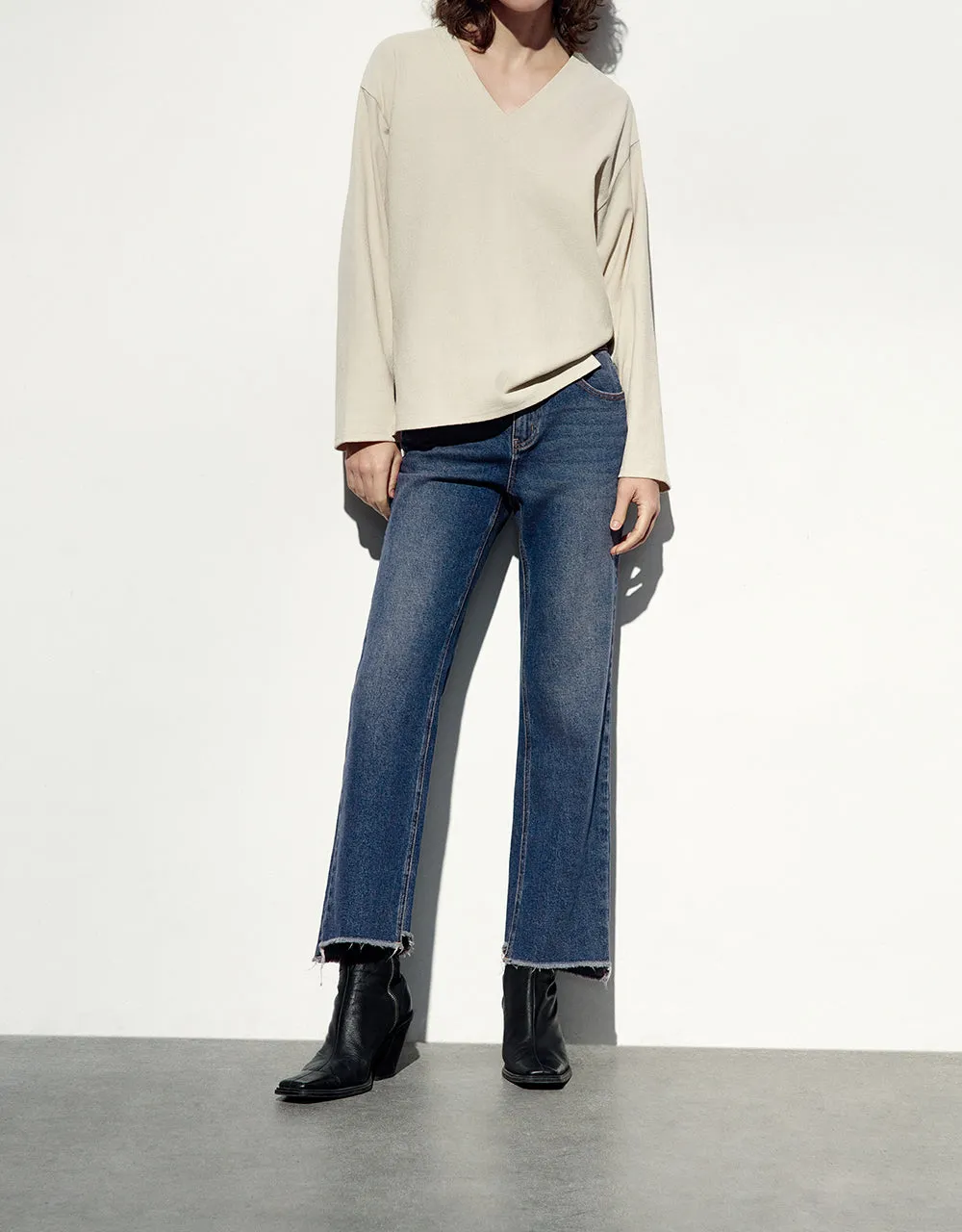 Straight Jeans sold by Urban Revivo product image thumbnail 2