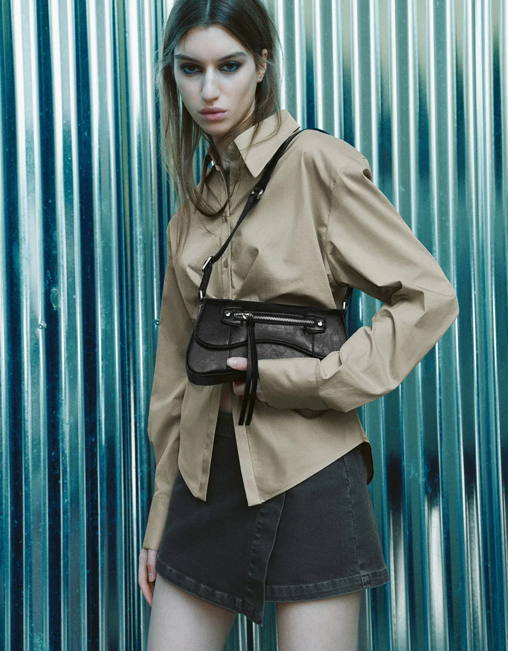 Button Up Skinny Shirt sold by Urban Revivo product image thumbnail 3