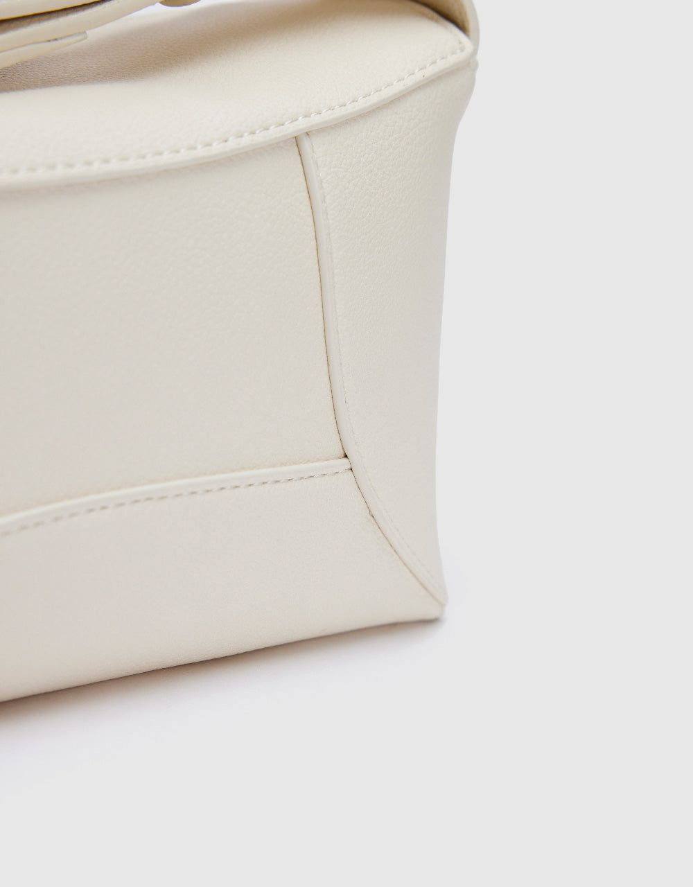 Vegan Leather Shoulder Bag sold by Urban Revivo product image thumbnail 5