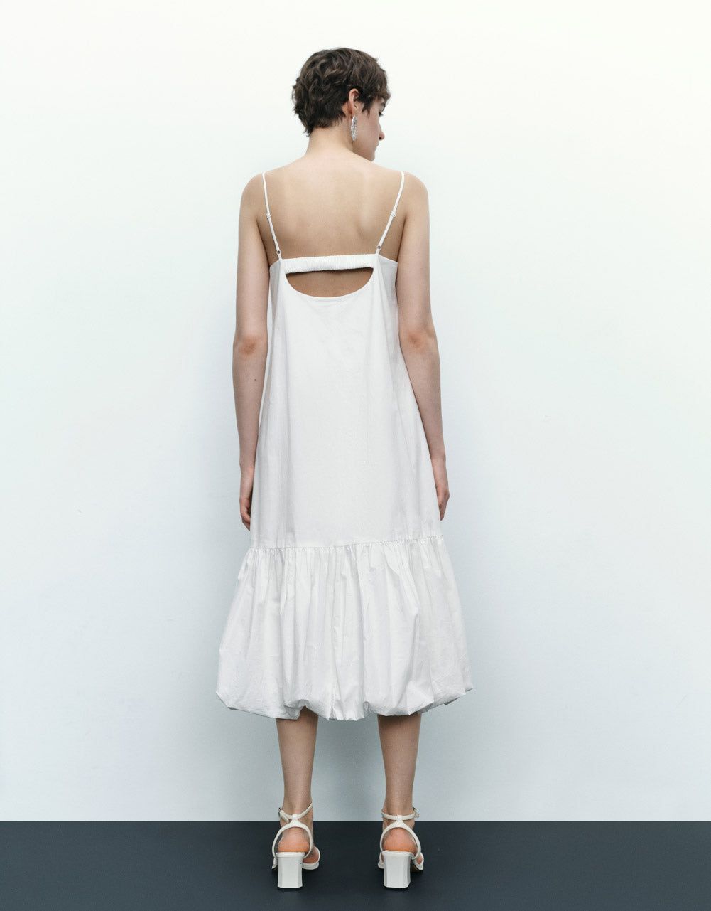 Sleeveless Crew Neck A-Line Dress sold by Urban Revivo product image thumbnail 4