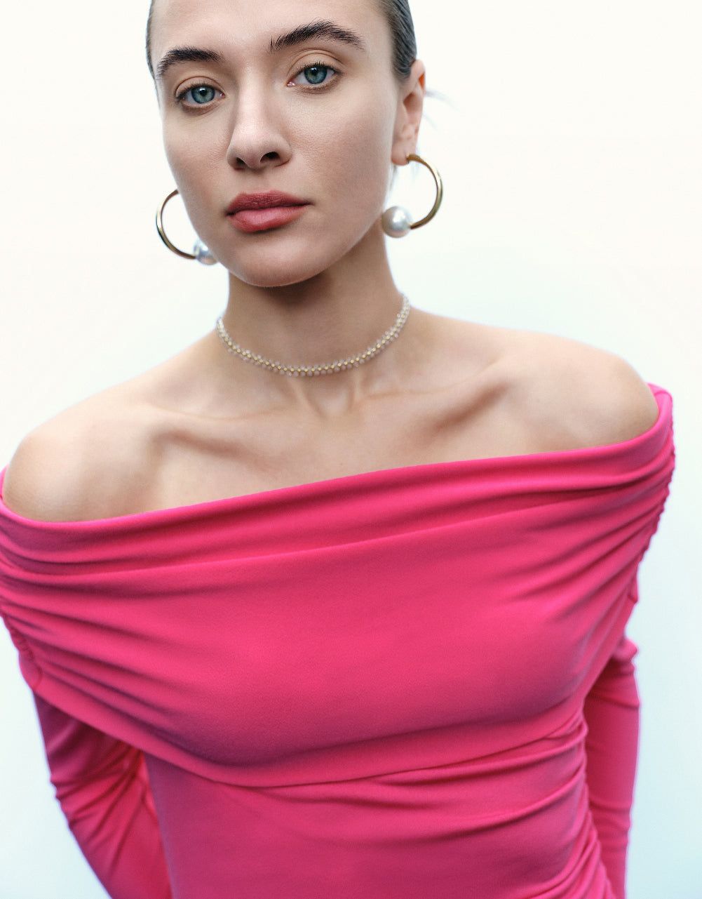 Off-Shoulder Knitted Skinny T-Shirt sold by Urban Revivo product image thumbnail 5