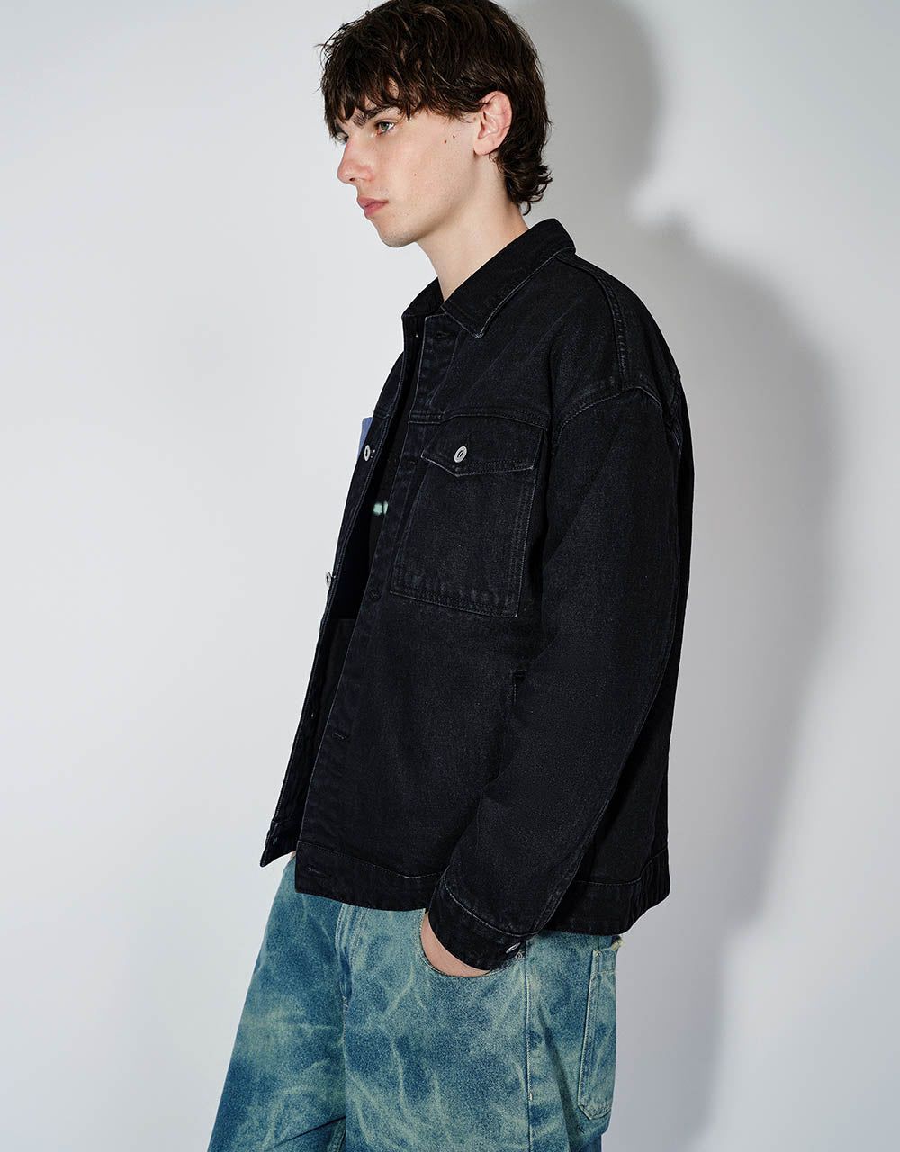Loose Denim Jacket sold by Urban Revivo product image thumbnail 3