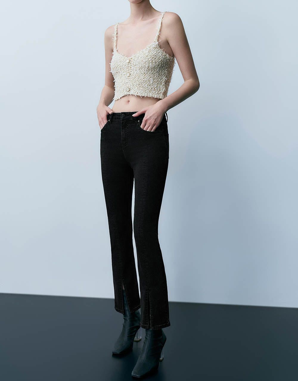 Split Hem Straight Jeans sold by Urban Revivo product image thumbnail 4