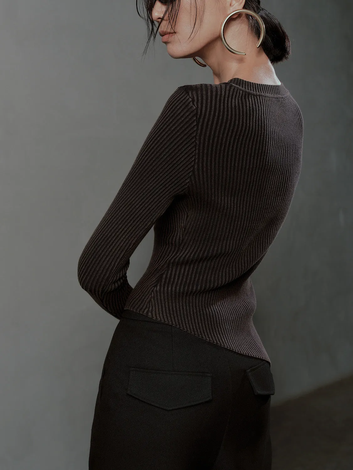 Crew Neck Skinny Knitted T-Shirt sold by Urban Revivo product image thumbnail 3