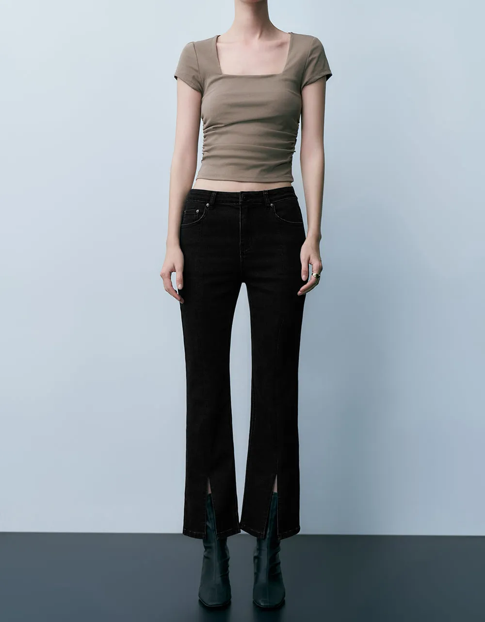 Split Hem Straight Jeans sold by Urban Revivo product image thumbnail 2