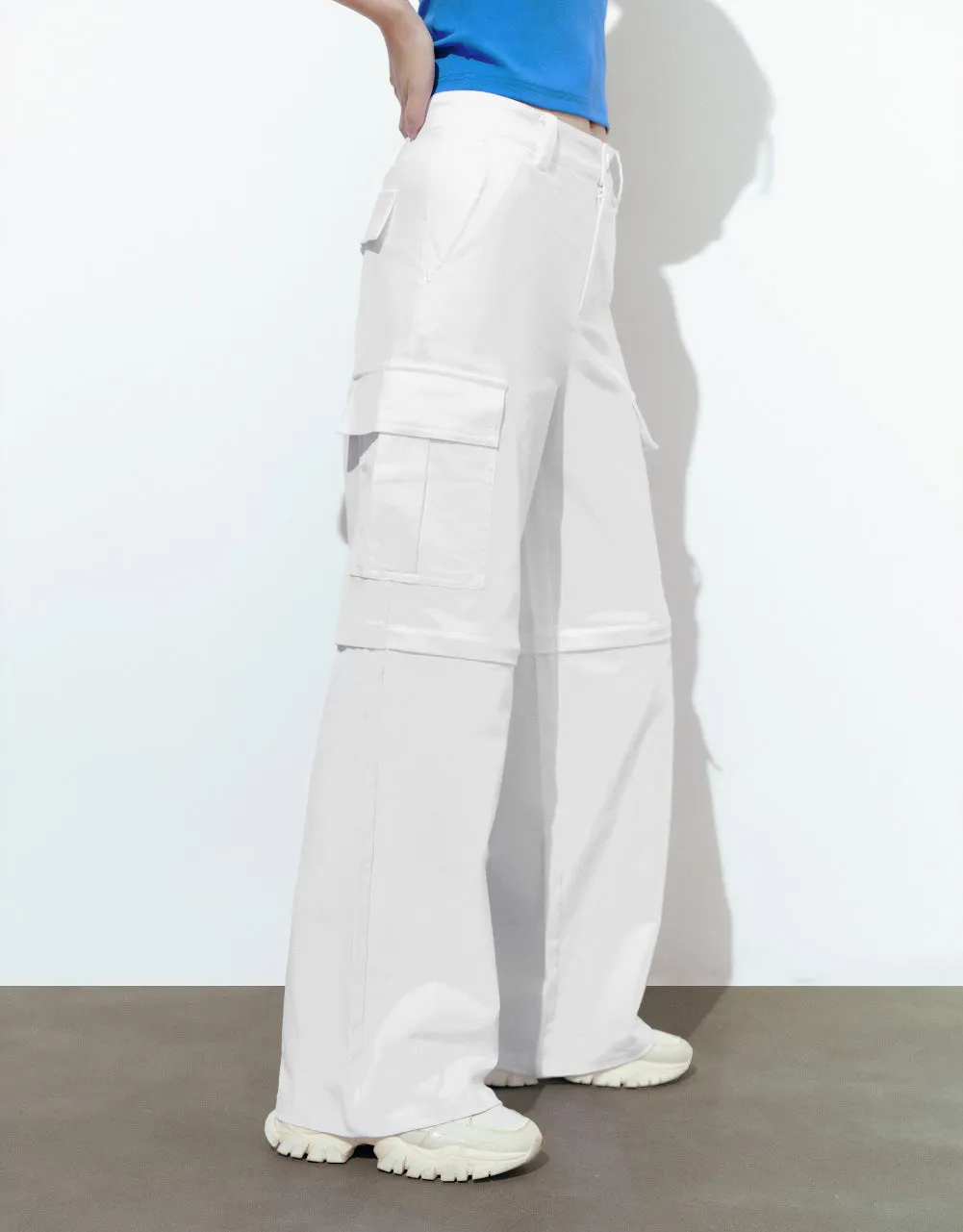 Woven Wide-Leg Pants sold by Urban Revivo product image thumbnail 4