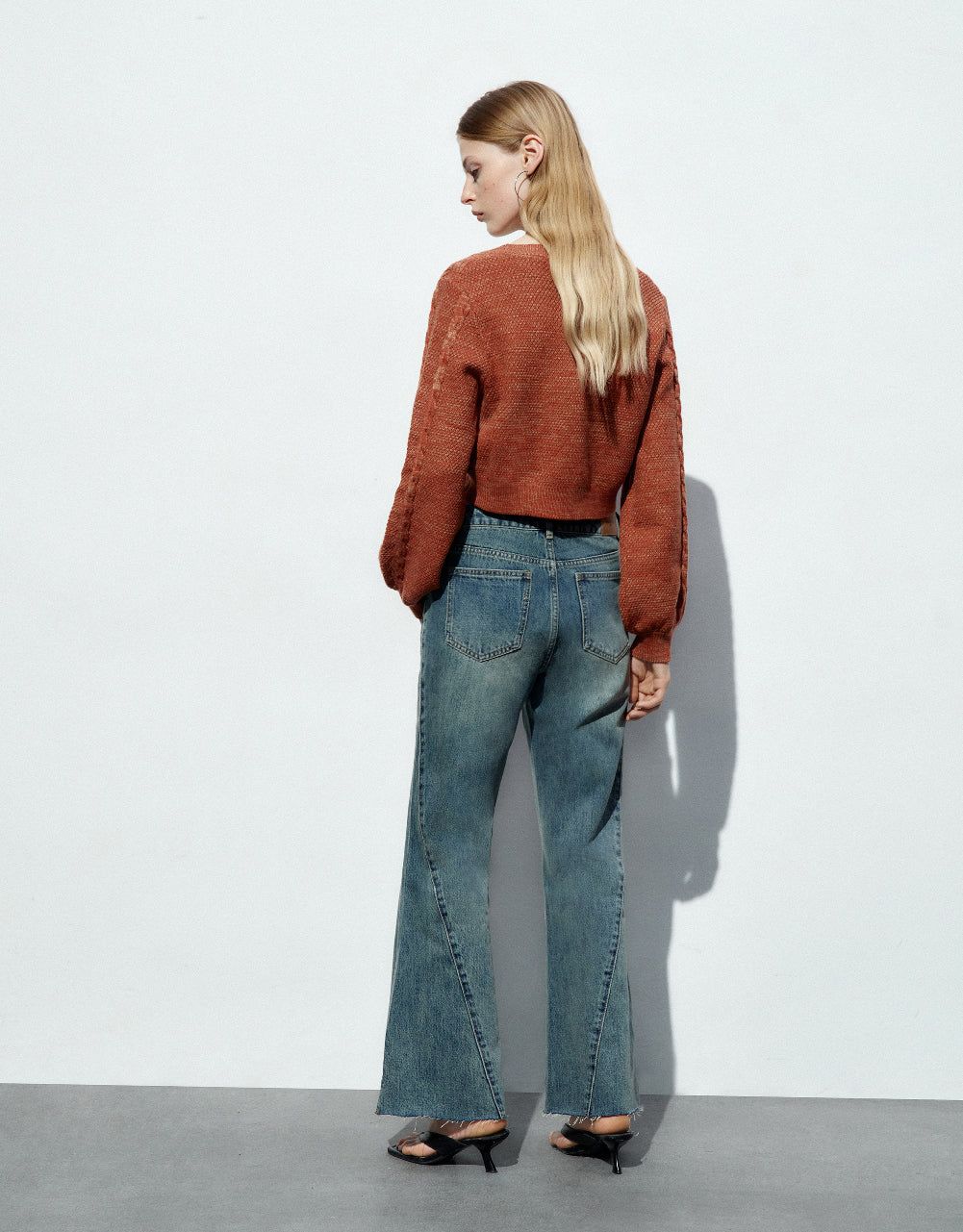 Drop Shoulder Sleeve V-Neck Knitted Cardigan sold by Urban Revivo product image thumbnail 3