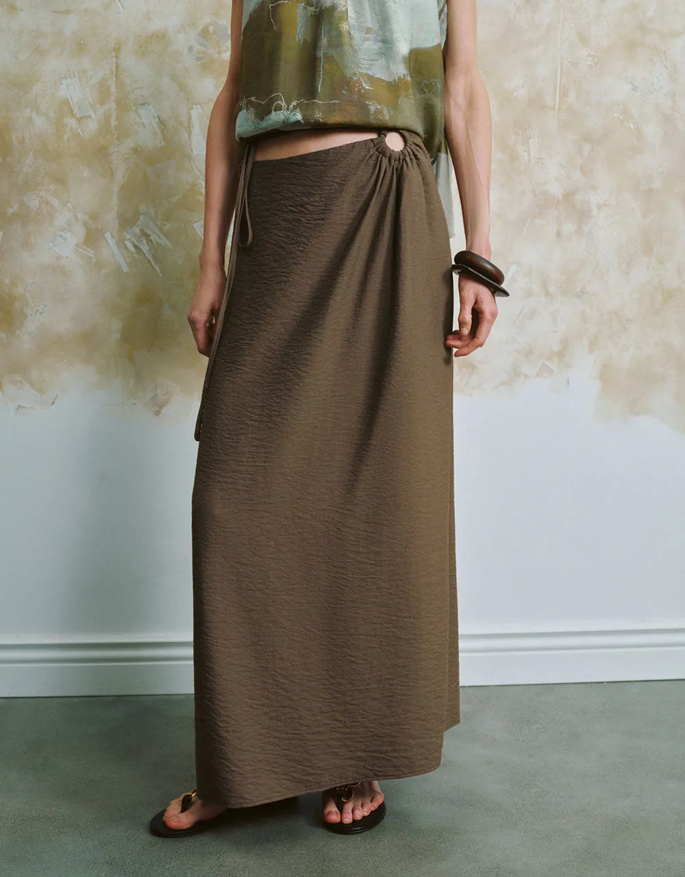 Midi Straight Skirt sold by Urban Revivo product image thumbnail 2