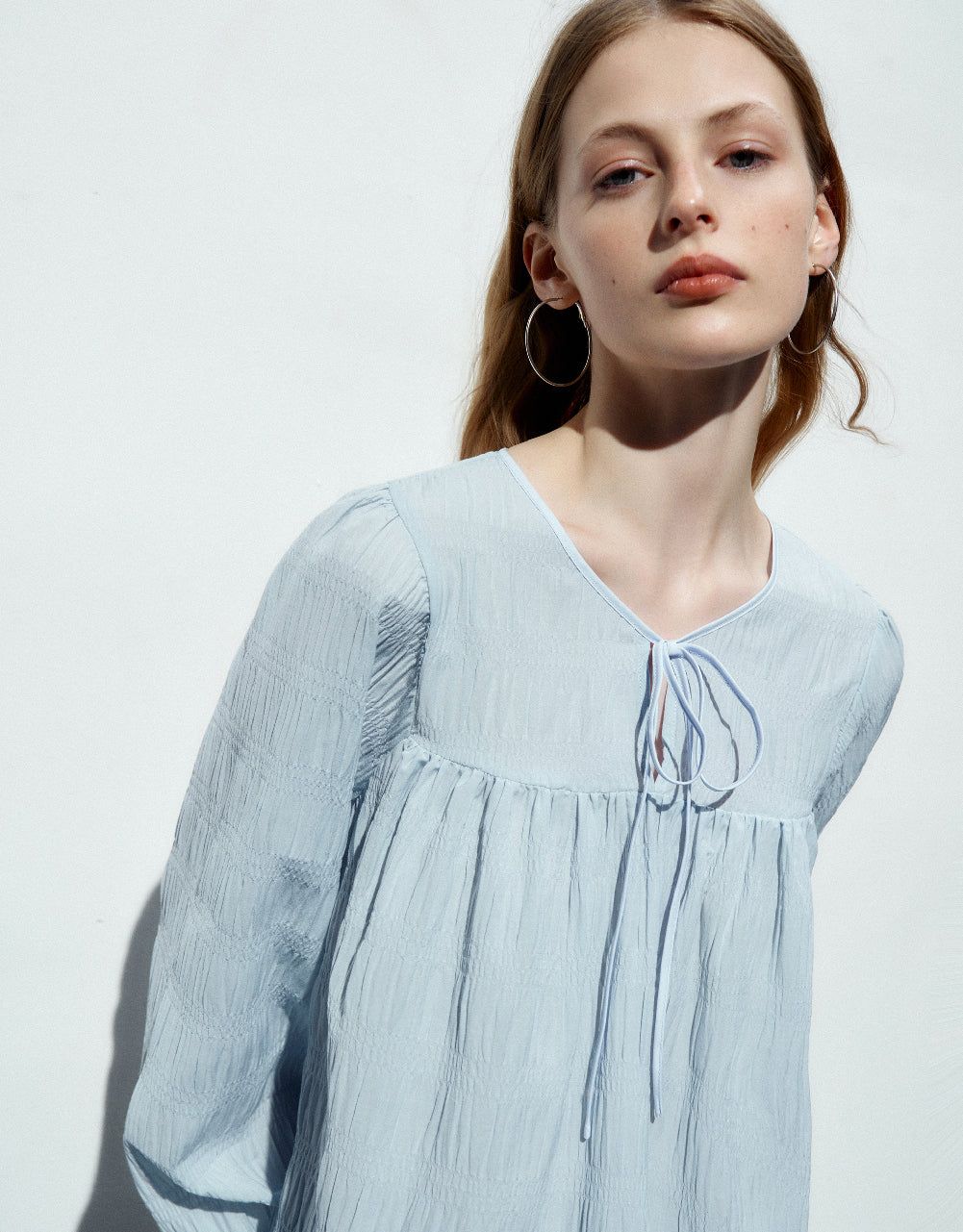 Textured Crew Neck Overhead Shirt sold by Urban Revivo product image thumbnail 5