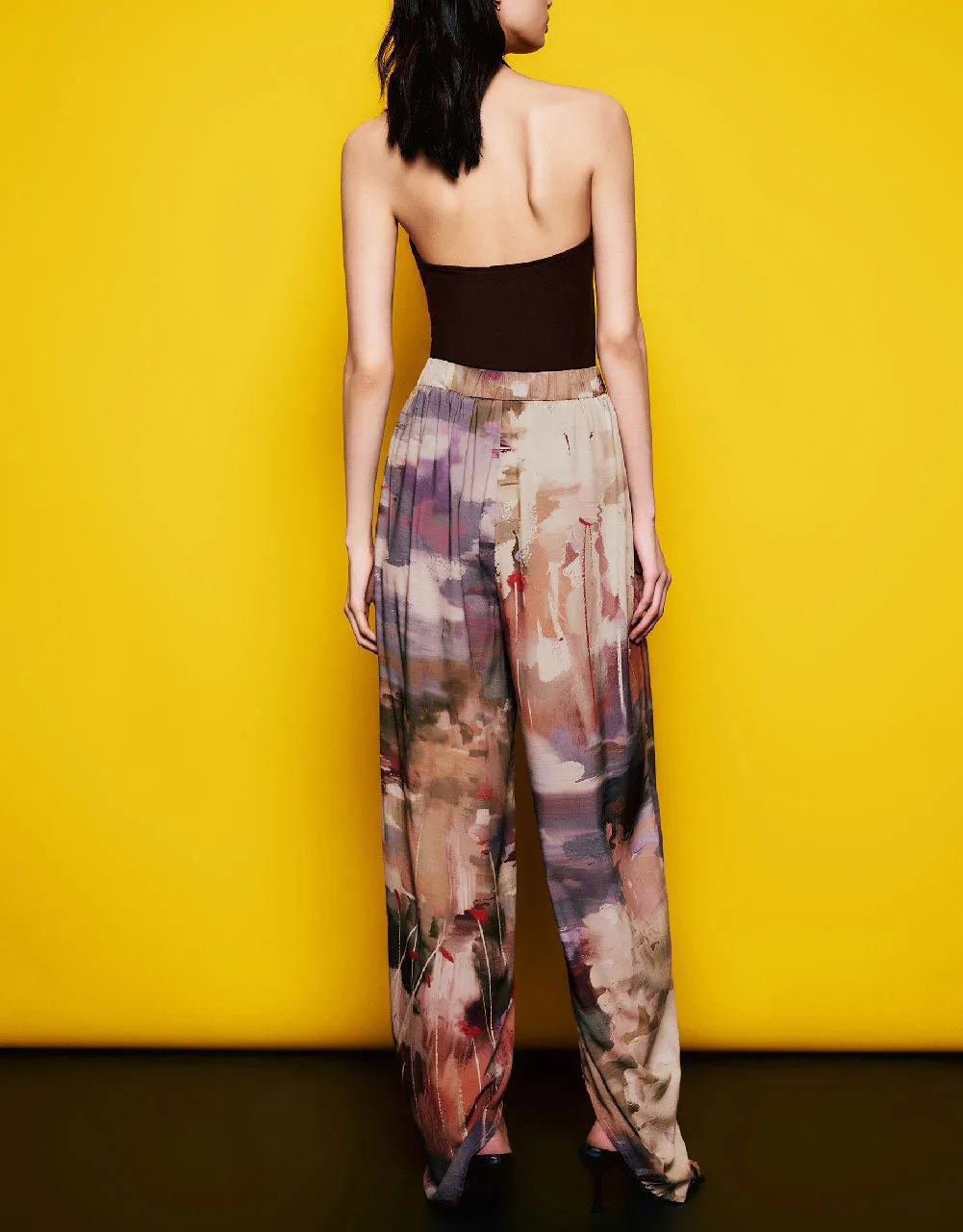 Printed Elastic Waist Carrot Fit Pants sold by Urban Revivo product image thumbnail 5