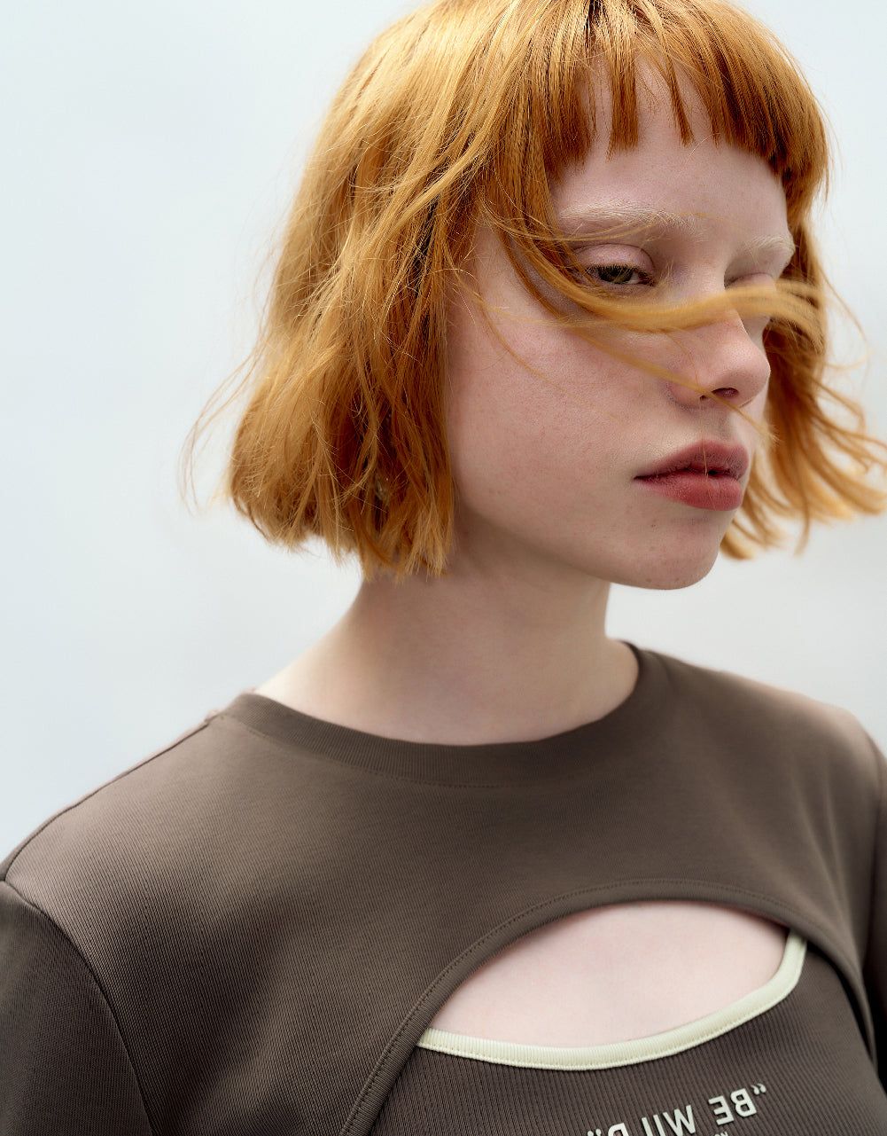 Cut-Out Skinny T-Shirt sold by Urban Revivo product image thumbnail 5