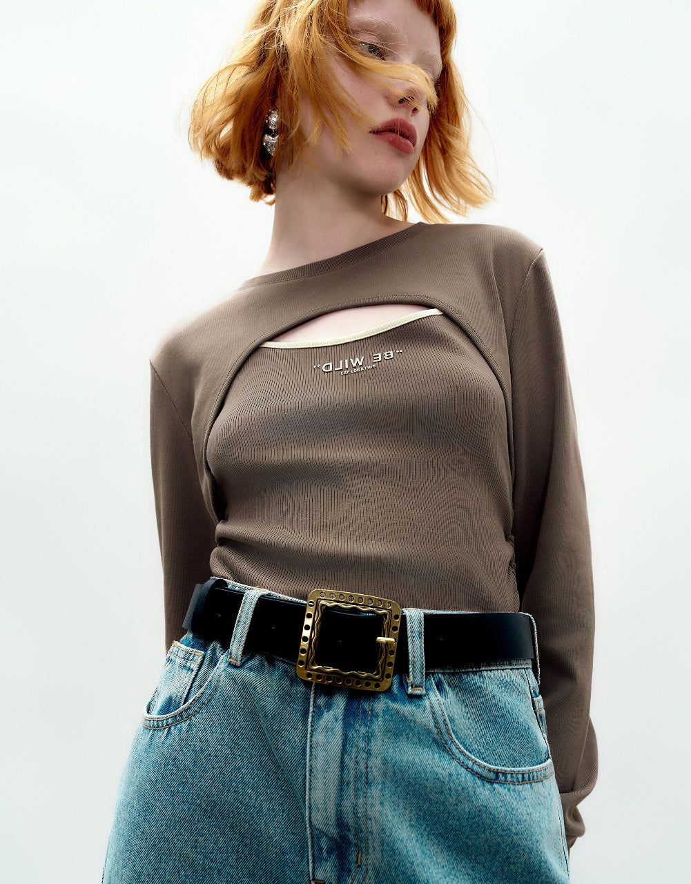 Cut-Out Skinny T-Shirt sold by Urban Revivo product image thumbnail 3