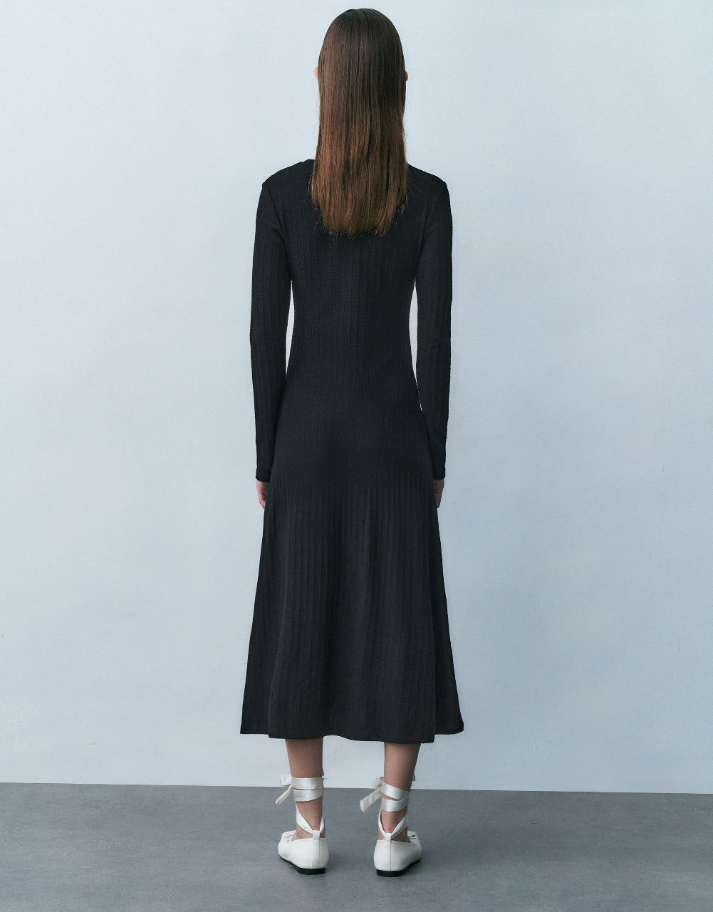 Drop Shoulder Sleeve U Neck Skater Dress sold by Urban Revivo product image thumbnail 4