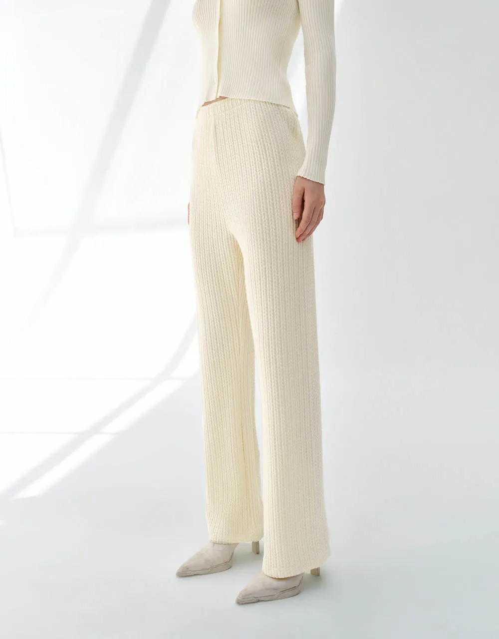 Elastic Waist Wide-Leg Pants sold by Urban Revivo product image thumbnail 4