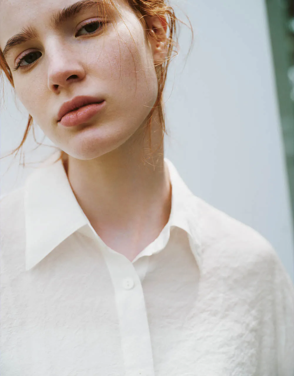 Button Up Straight Shirt sold by Urban Revivo product image thumbnail 4