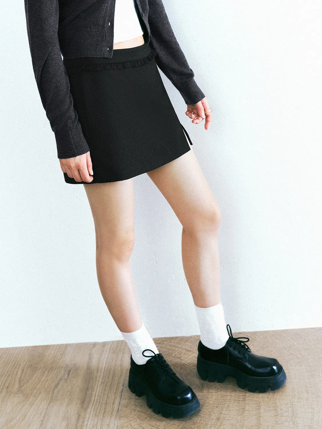 Mini Straight Skirt sold by Urban Revivo product image thumbnail 3