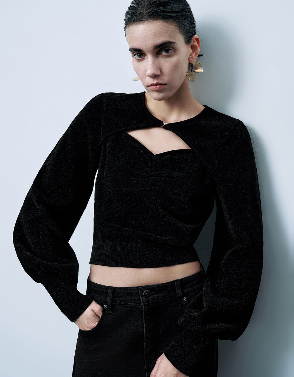 Cut-Out Knitted T-Shirt sold by Urban Revivo product image thumbnail 3