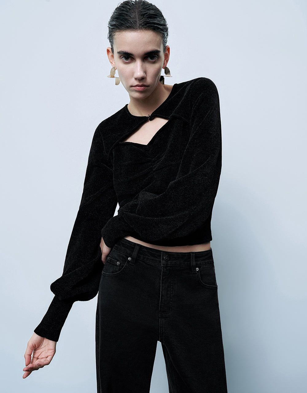 Cut-Out Knitted T-Shirt sold by Urban Revivo