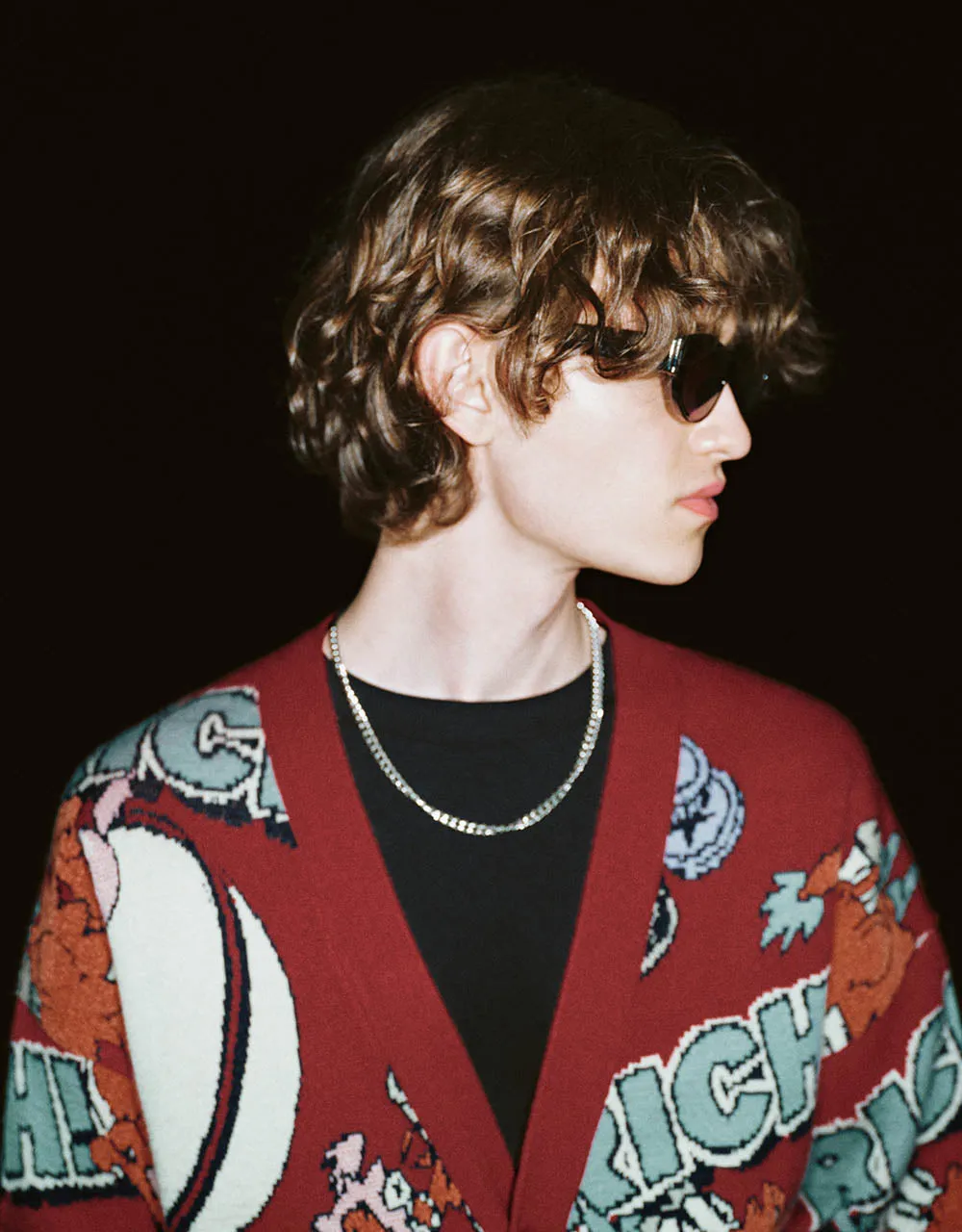 Dragon Embroidered V-Neck Knitted Cardigan sold by Urban Revivo product image thumbnail 4