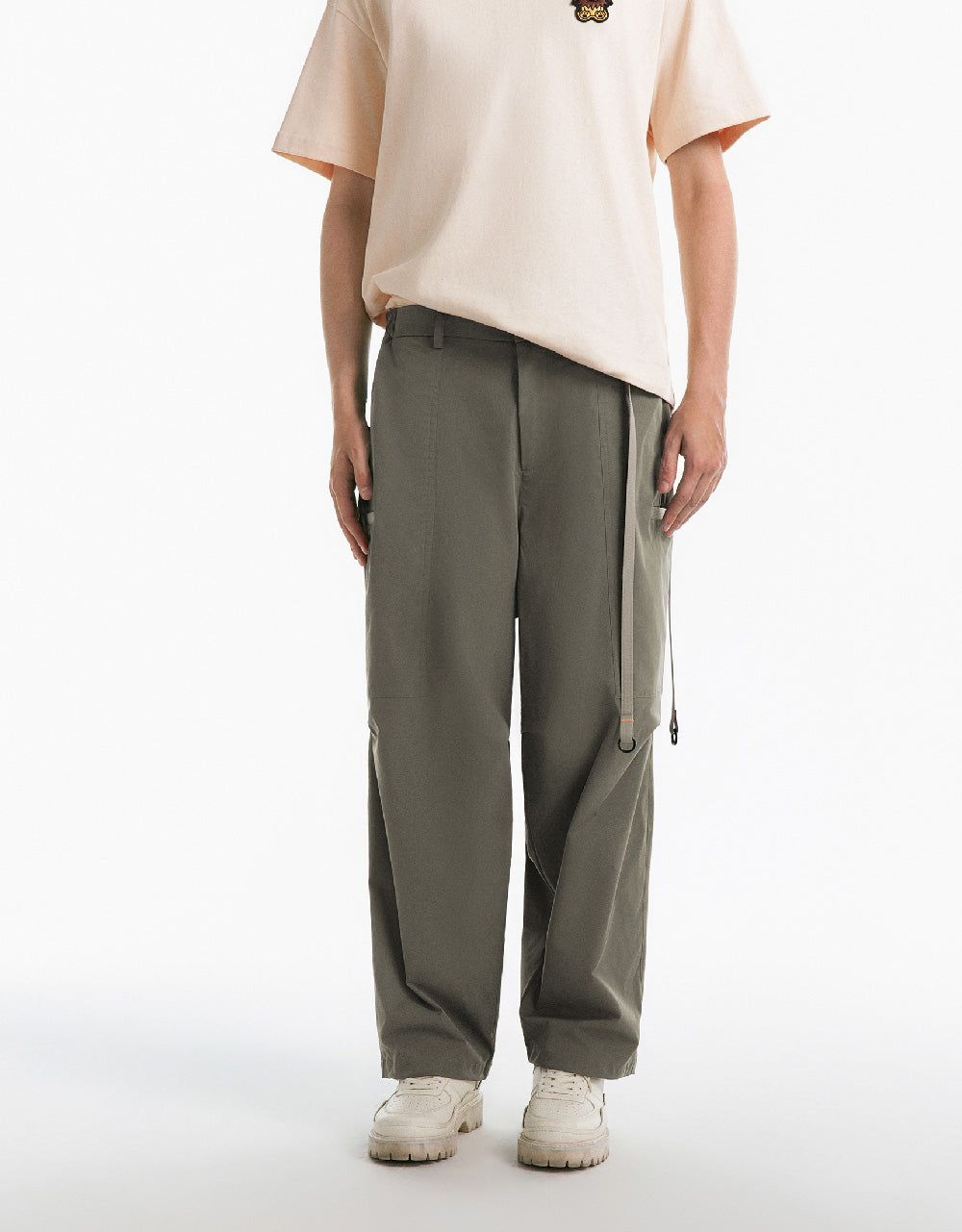 Woven Straight Pants With Pockets sold by Urban Revivo product image thumbnail 2