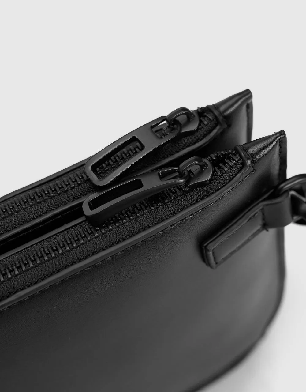 Vegan Leather Crossbody Bag sold by Urban Revivo product image thumbnail 4
