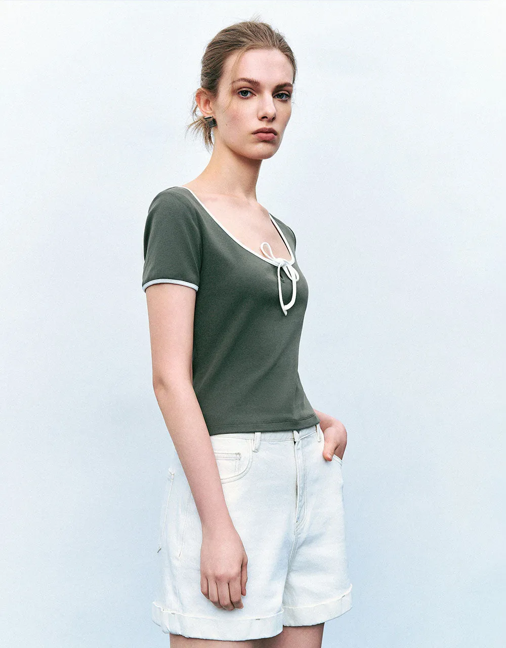 Bow Decor U Neck T-Shirt sold by Urban Revivo product image thumbnail 3