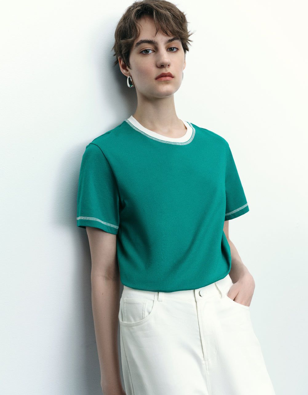 Drop Shoulder Sleeve Crew Neck T-Shirt sold by Urban Revivo product image thumbnail 3