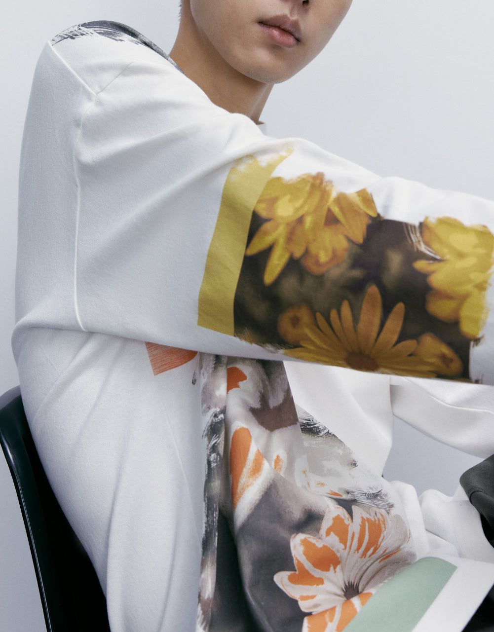 Patchwork Oversized Sweatshirt sold by Urban Revivo product image thumbnail 5