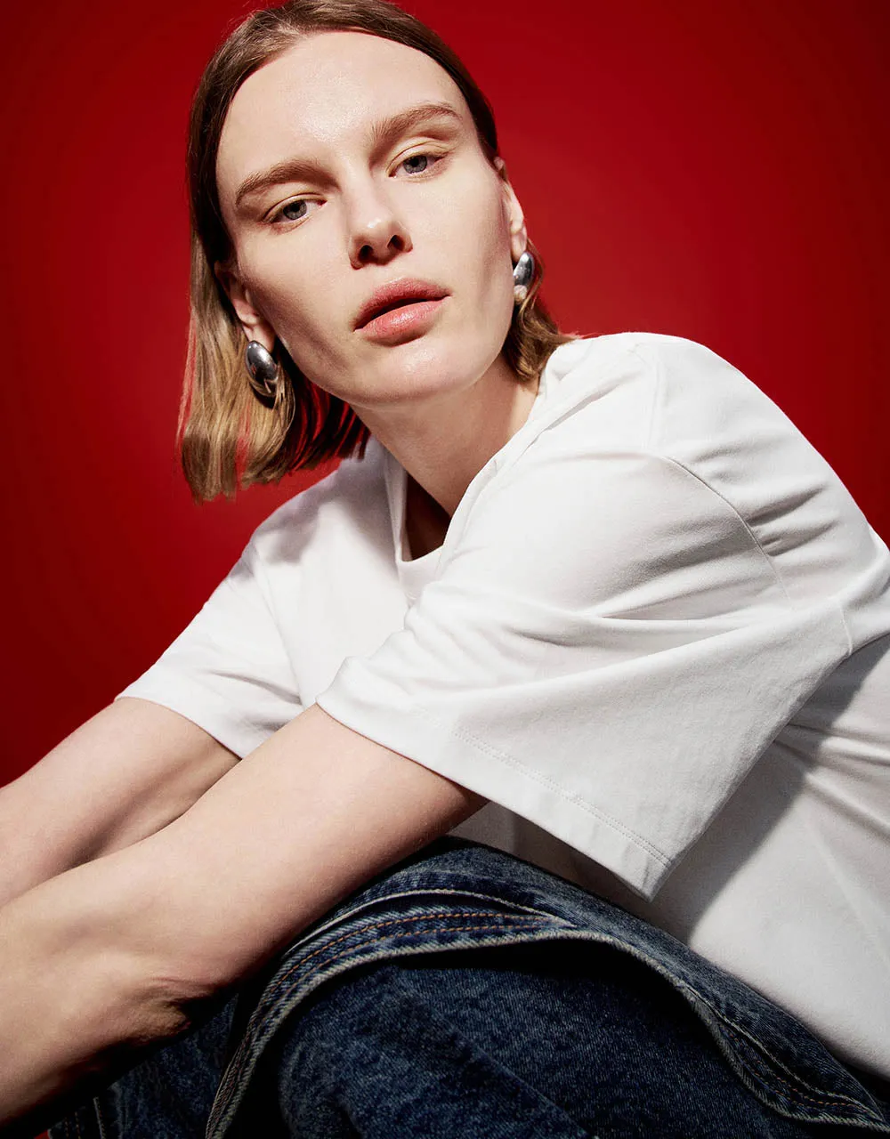 Crew Neck Loose T-Shirt sold by Urban Revivo product image thumbnail 4