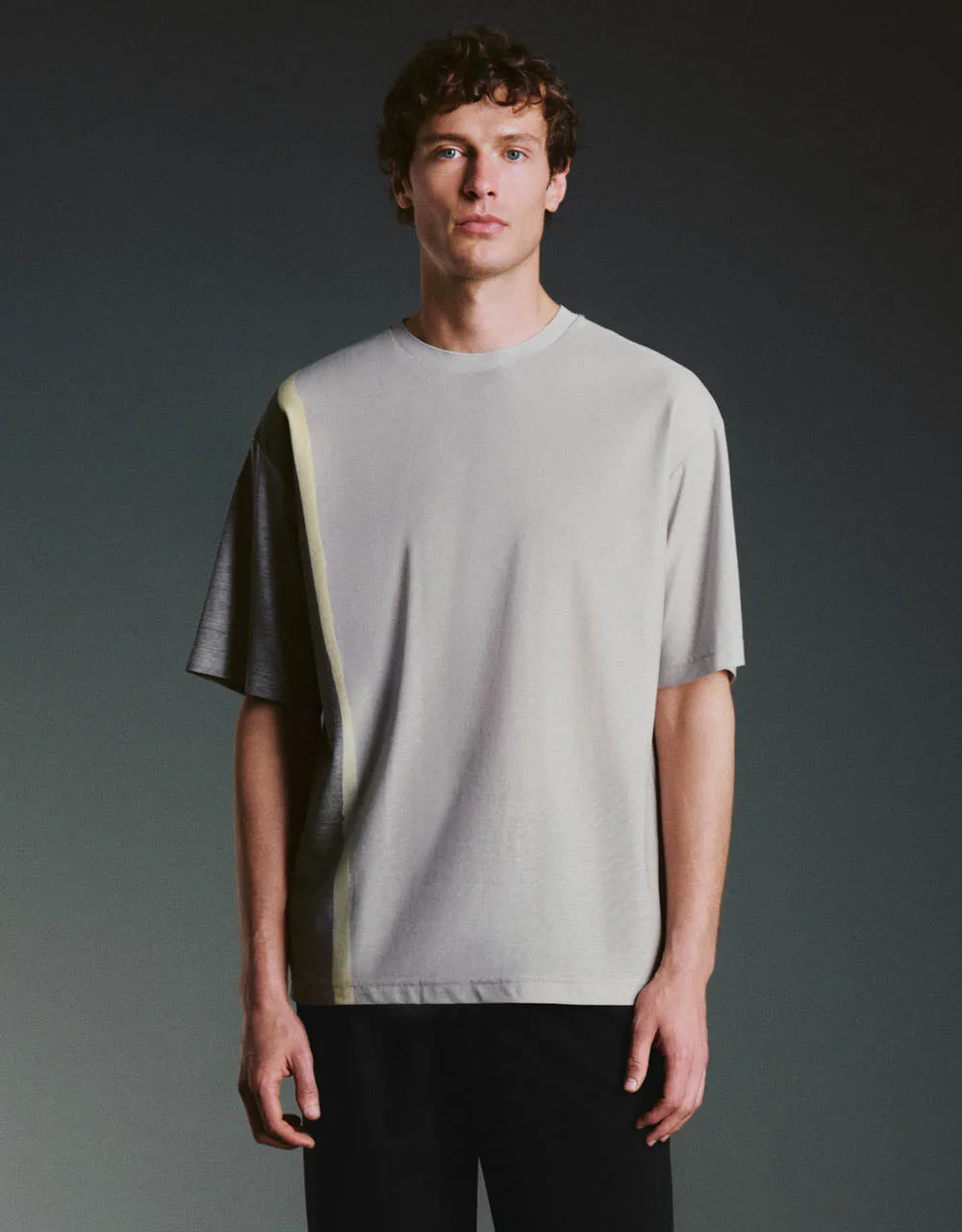 Crew Neck Straight T-Shirt sold by Urban Revivo