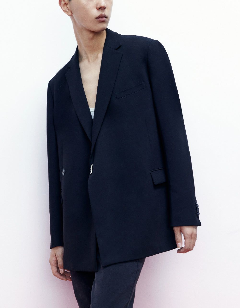 Single Breasted Blazer sold by Urban Revivo product image thumbnail 3