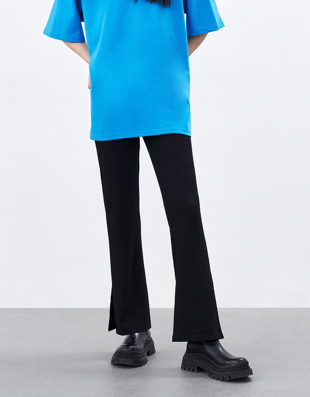 Slit Hem Knit Pants sold by Urban Revivo product image thumbnail 5