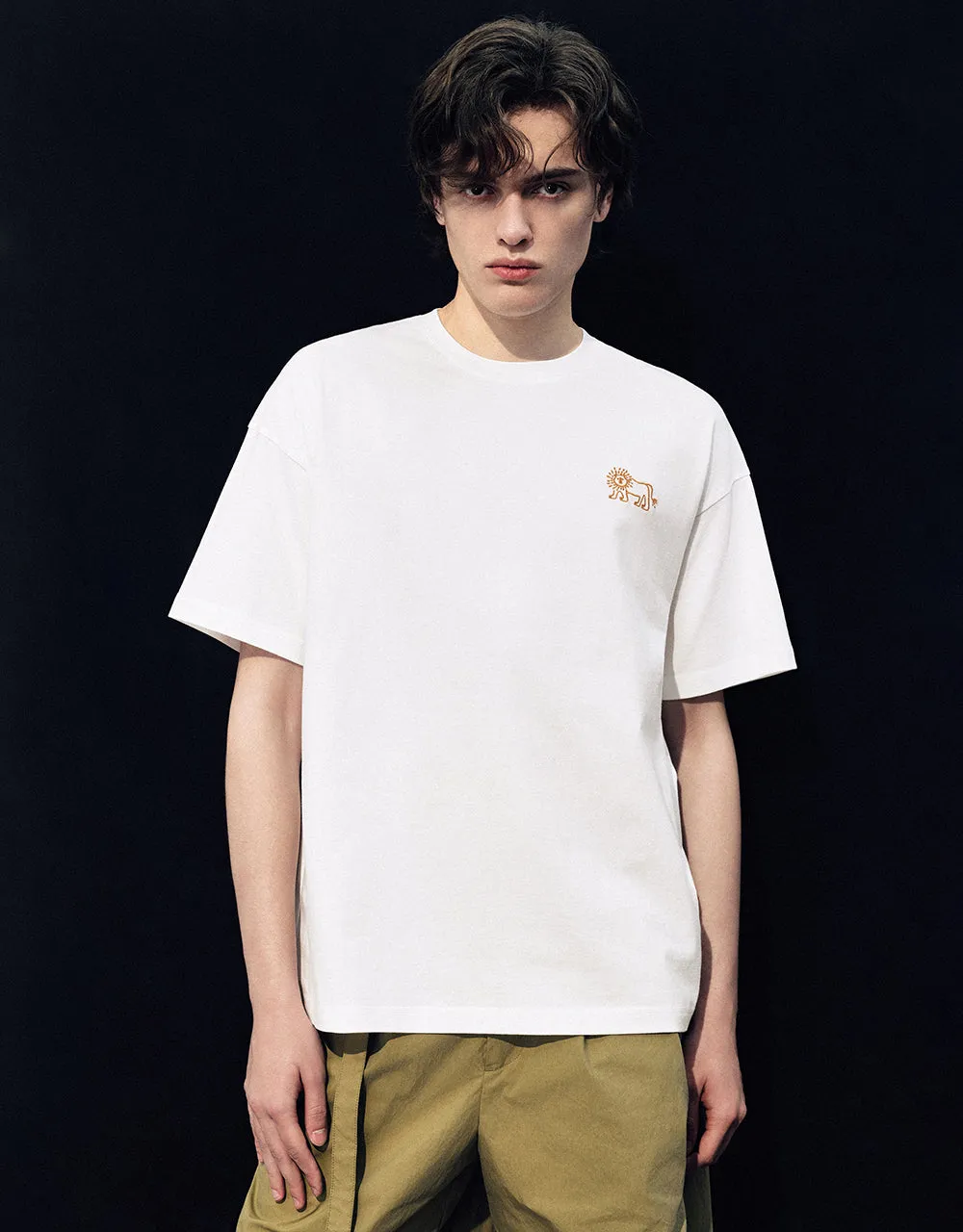 Crew Neck Straight T-Shirt sold by Urban Revivo