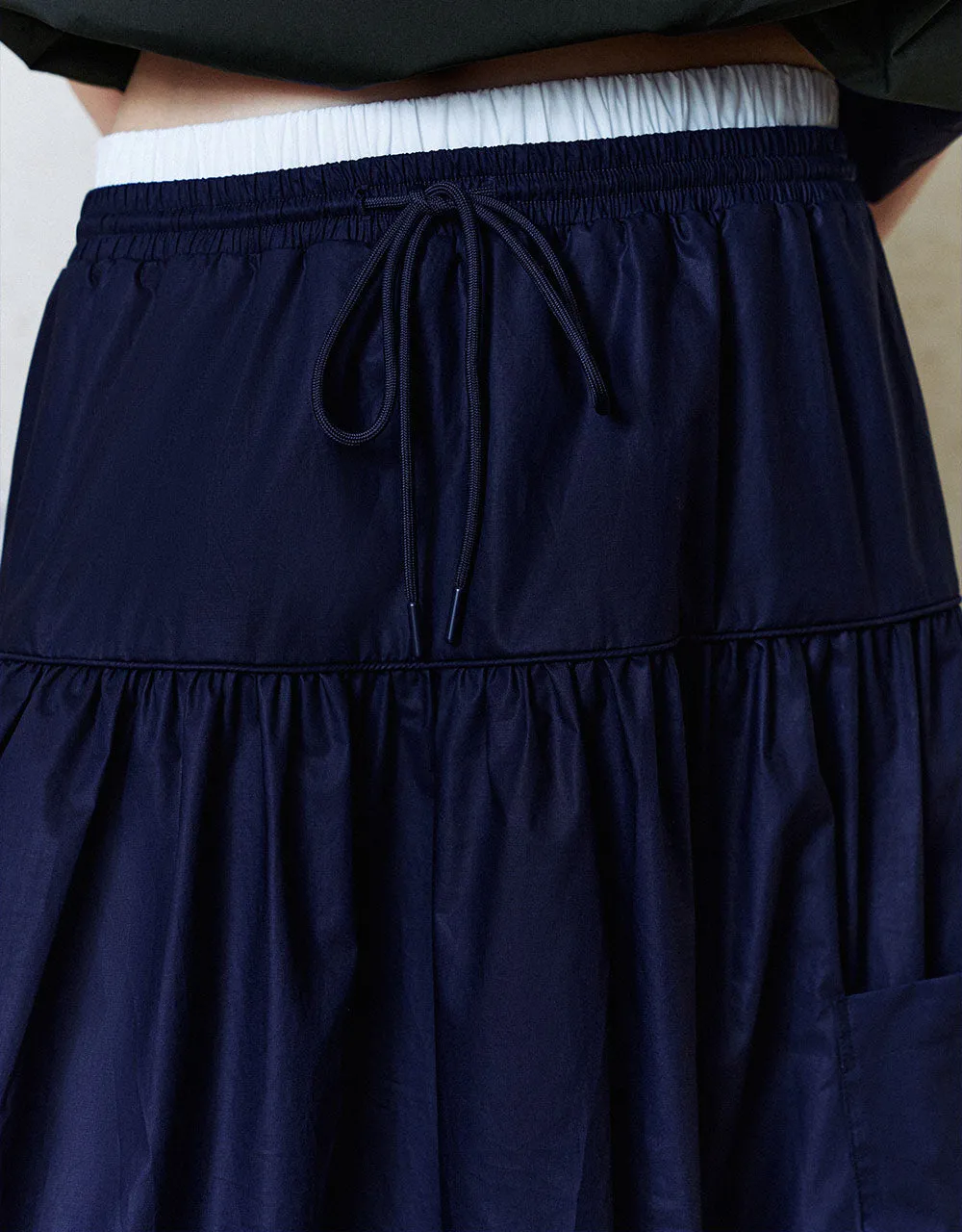 Elastic Waist Midi A-Line Skirt sold by Urban Revivo product image thumbnail 5