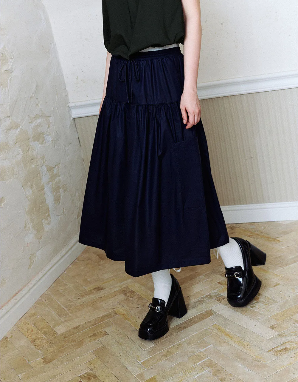 Elastic Waist Midi A-Line Skirt sold by Urban Revivo product image thumbnail 4