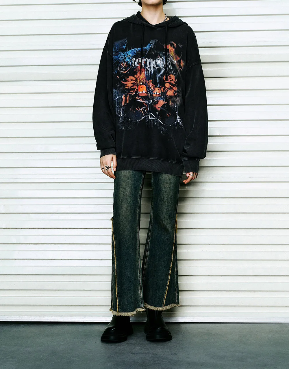 Split Hem Flare Jeans sold by Urban Revivo product image thumbnail 2