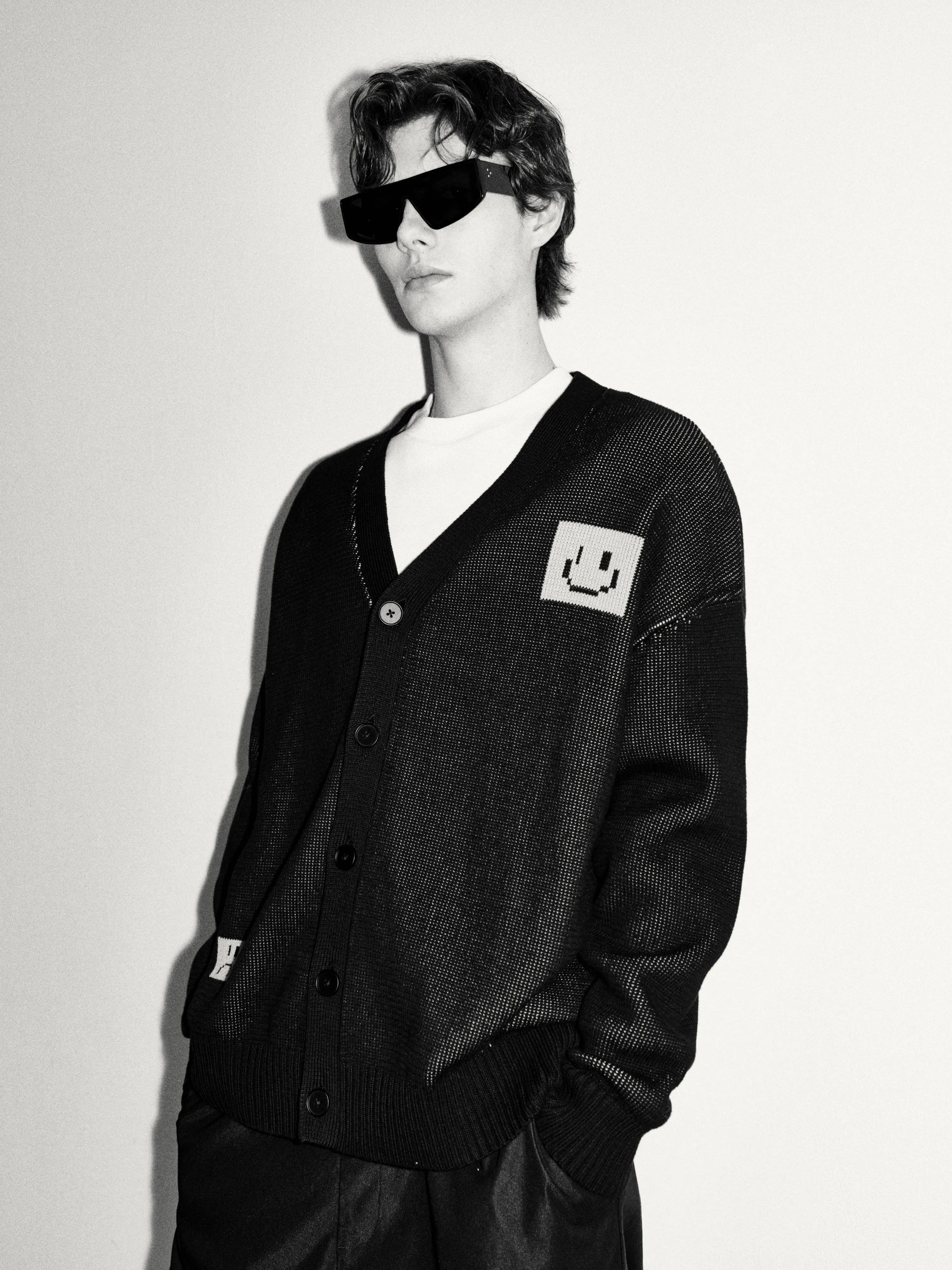 V-Neck Knitted Cardigan sold by Urban Revivo product image thumbnail 3