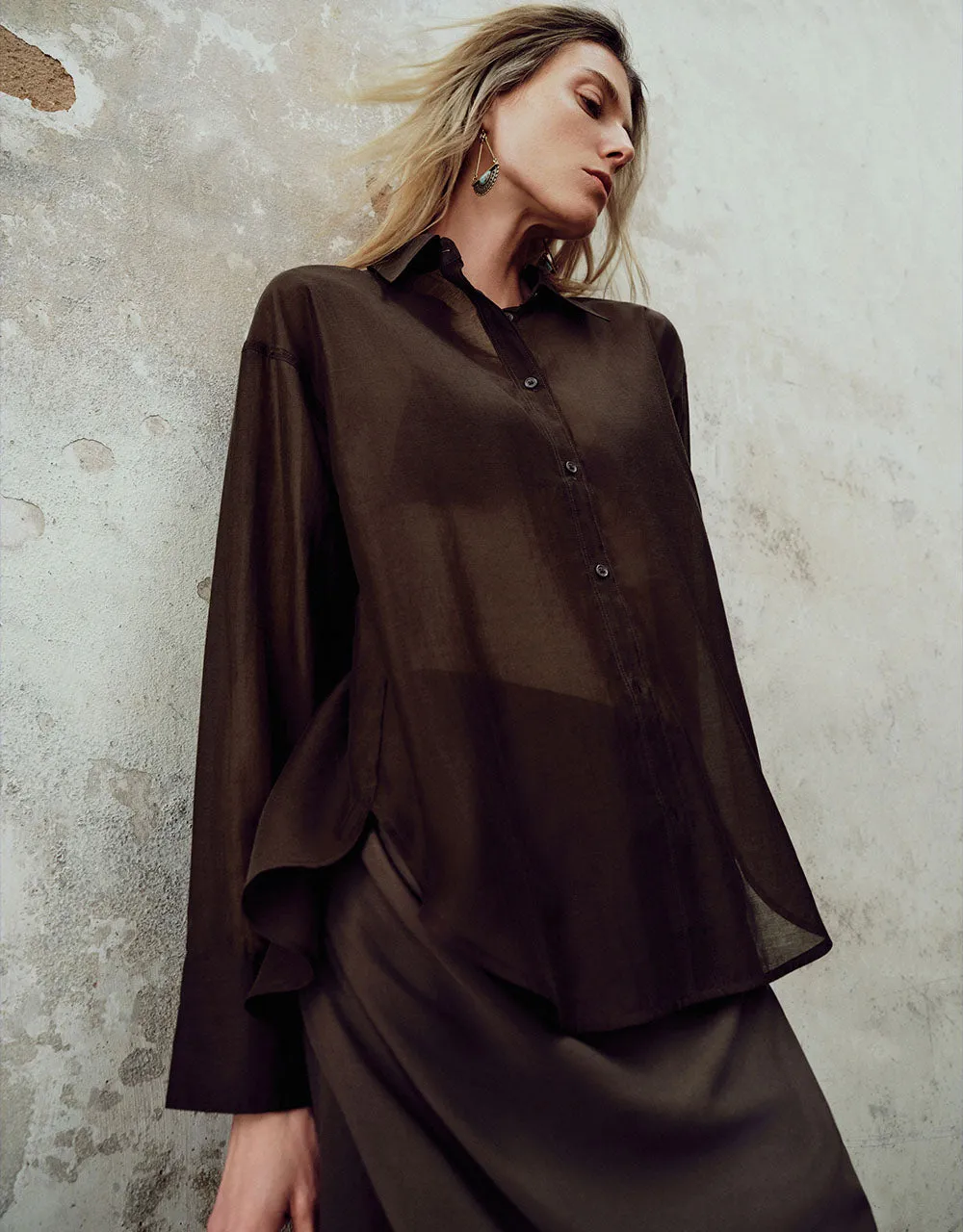 Button Up Straight Shirt sold by Urban Revivo product image thumbnail 3