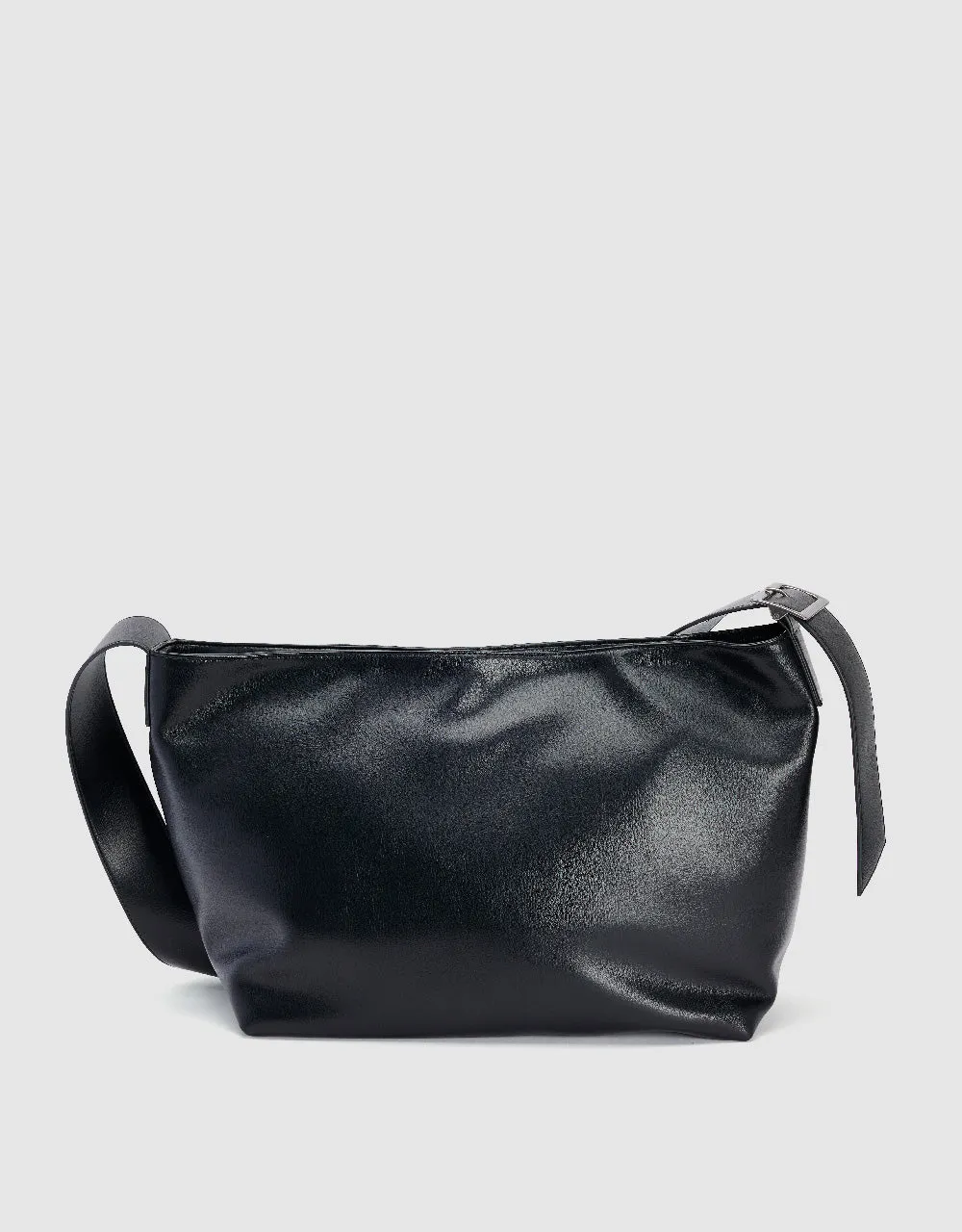Vegan Leather Crossbody Bag sold by Urban Revivo product image thumbnail 4