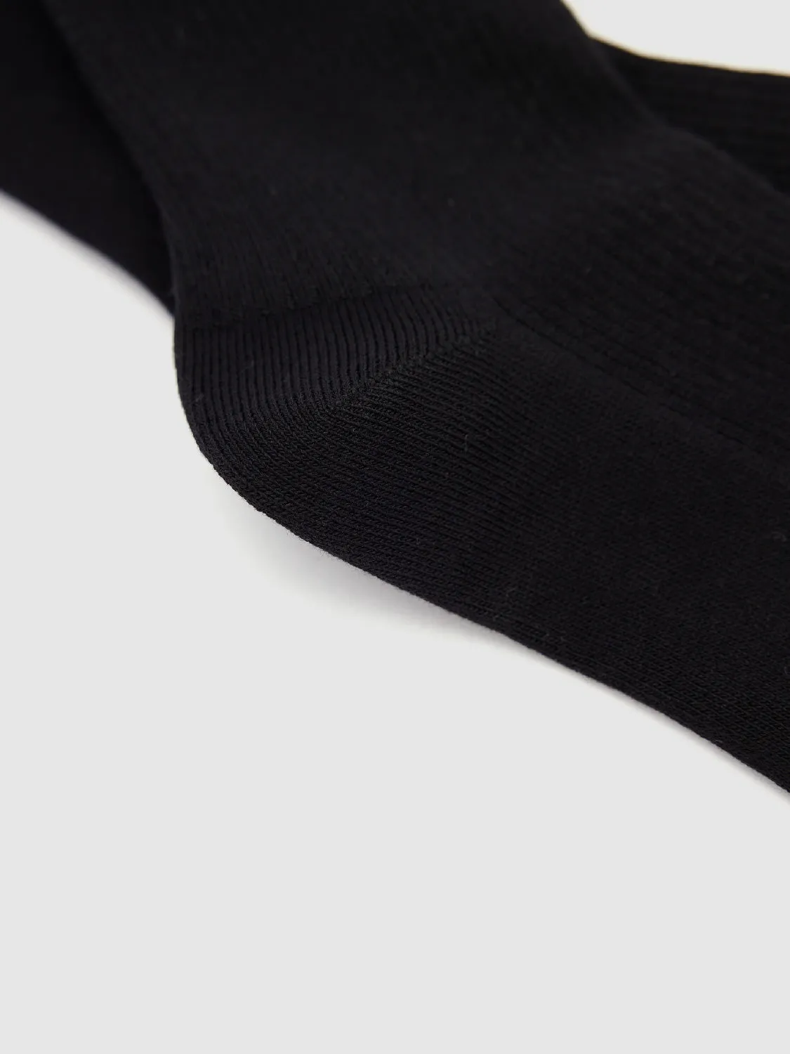 Flower Décor Mid-Length Socks sold by Urban Revivo product image thumbnail 3