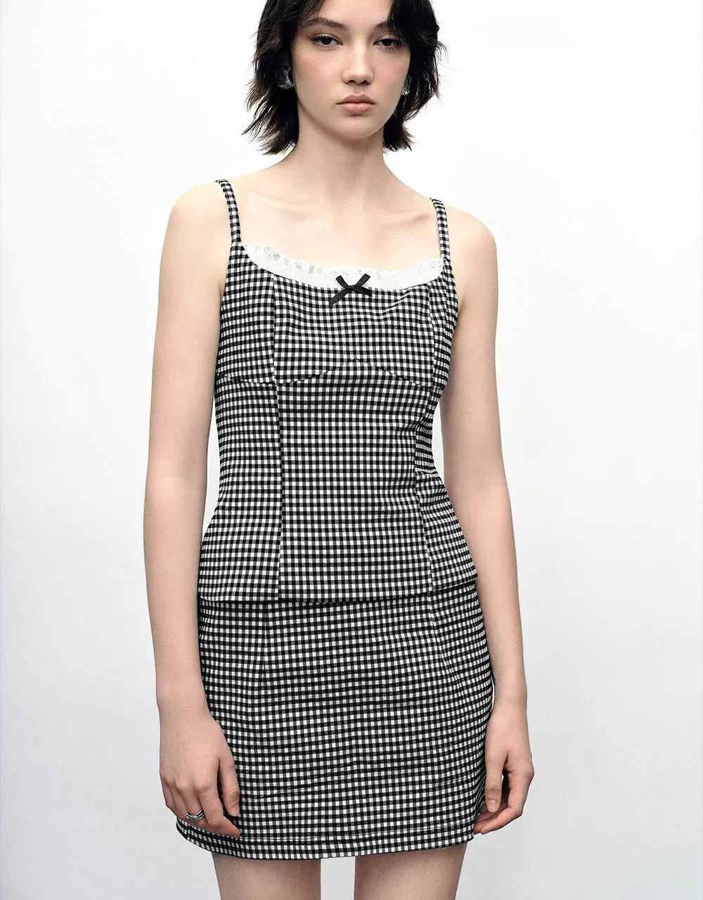 Gingham U Neck Cami Top sold by Urban Revivo product image thumbnail 3