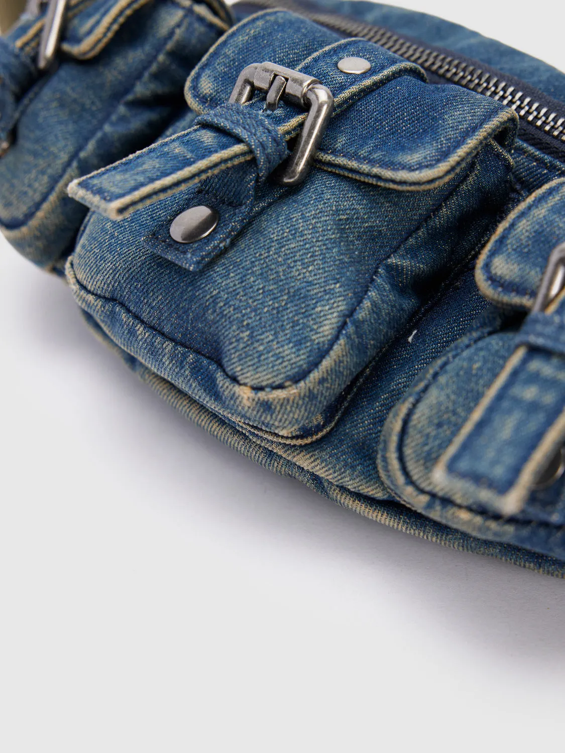 Multi Pocket Denim Crossbody Bag sold by Urban Revivo product image thumbnail 5