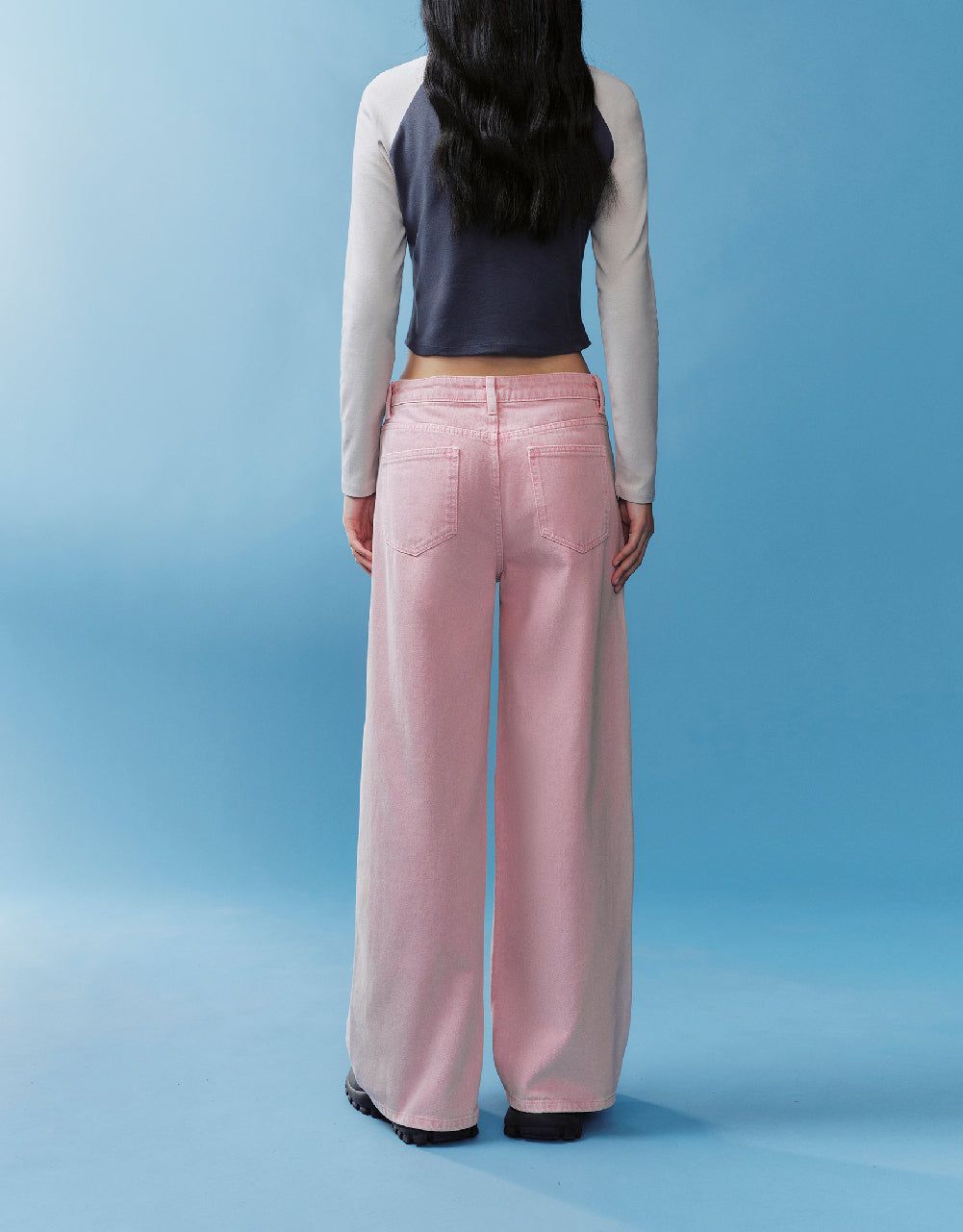 Gradient Wide-Leg Jeans sold by Urban Revivo product image thumbnail 5