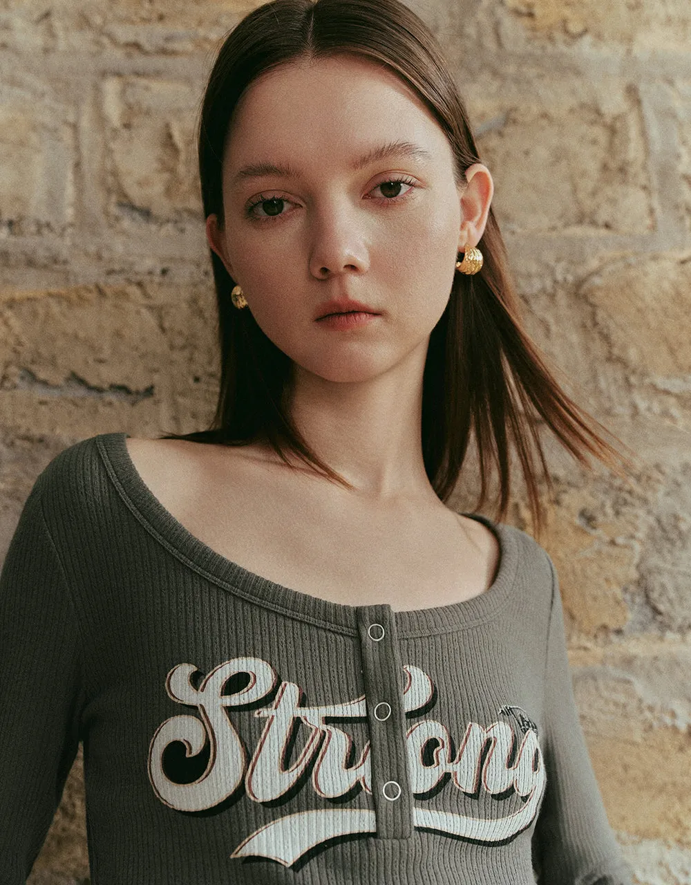 Letter Printed Crew Neck Skinny T-Shirt sold by Urban Revivo product image thumbnail 4