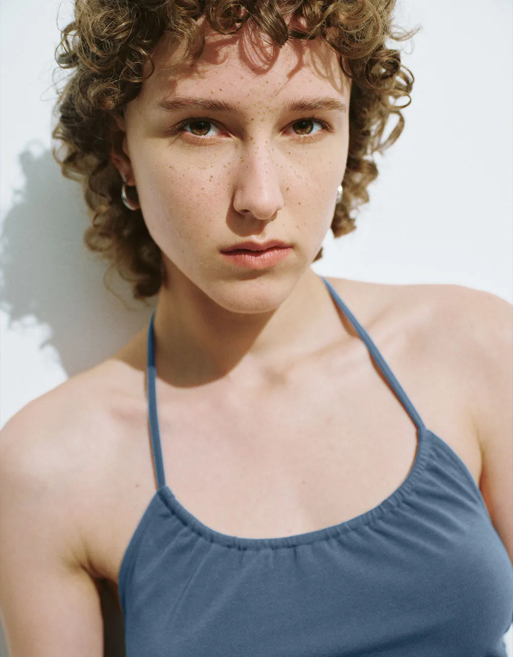 Halter Neck Cropped Tank Top sold by Urban Revivo product image thumbnail 3